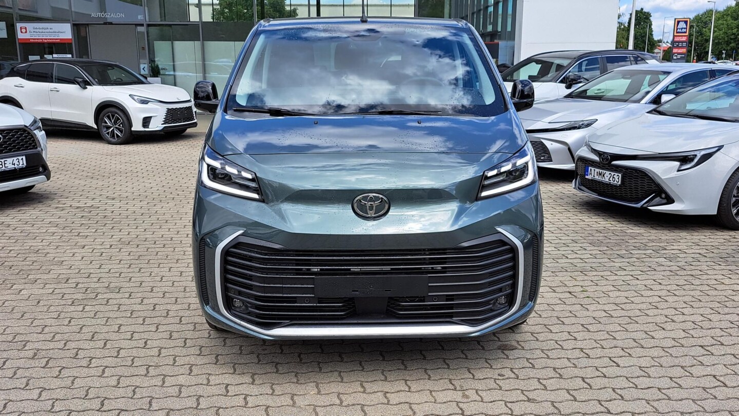 Toyota PROACE