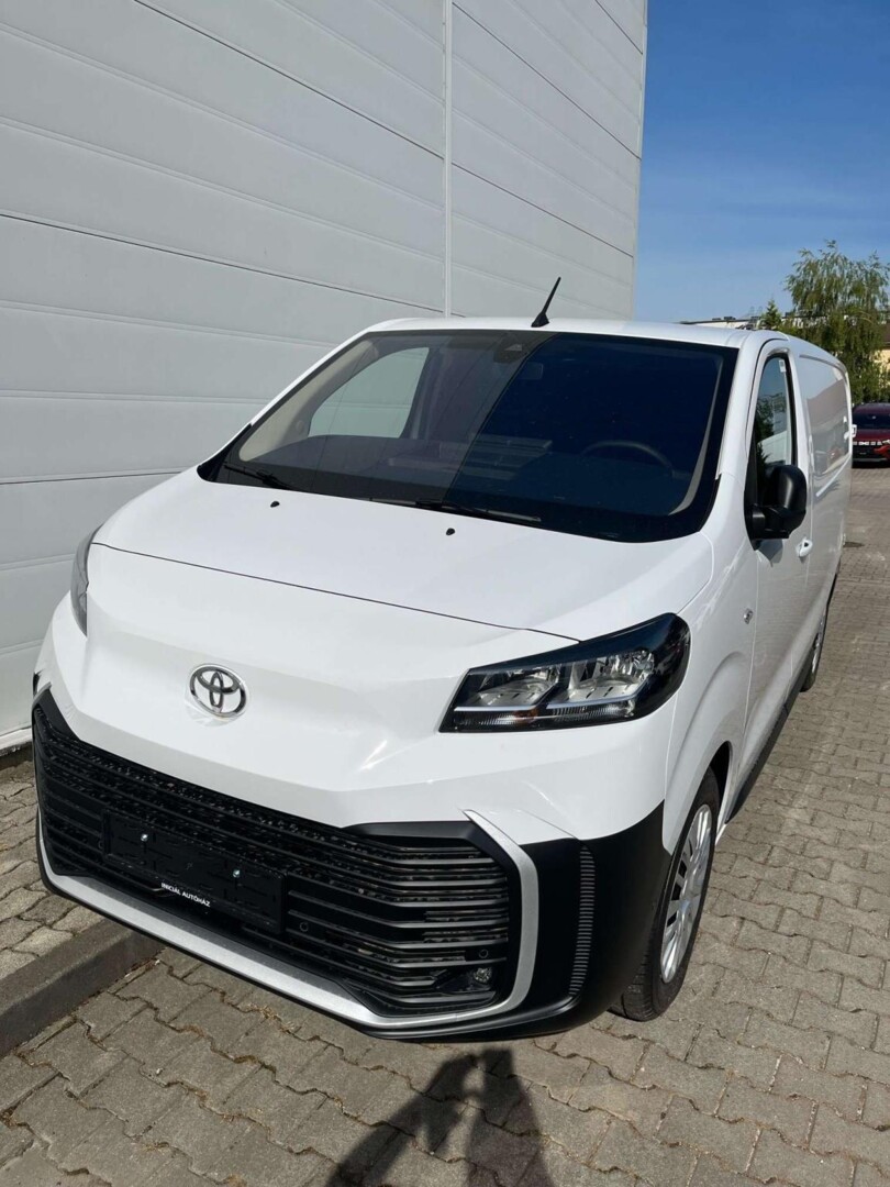 Toyota PROACE