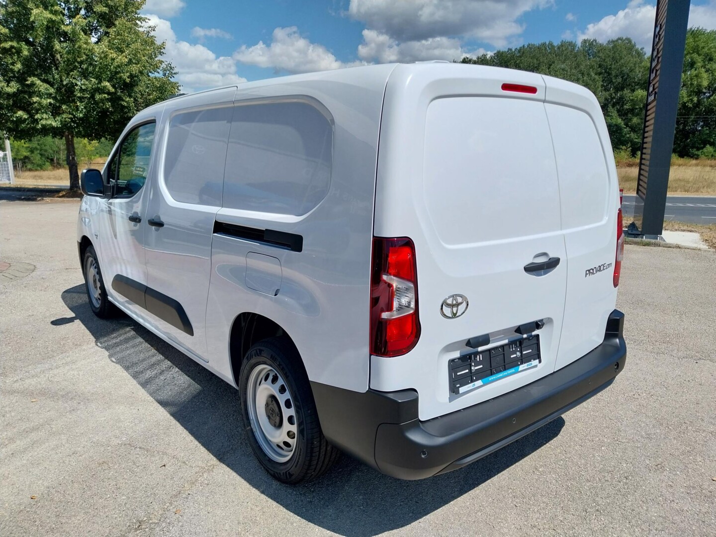 Toyota PROACE