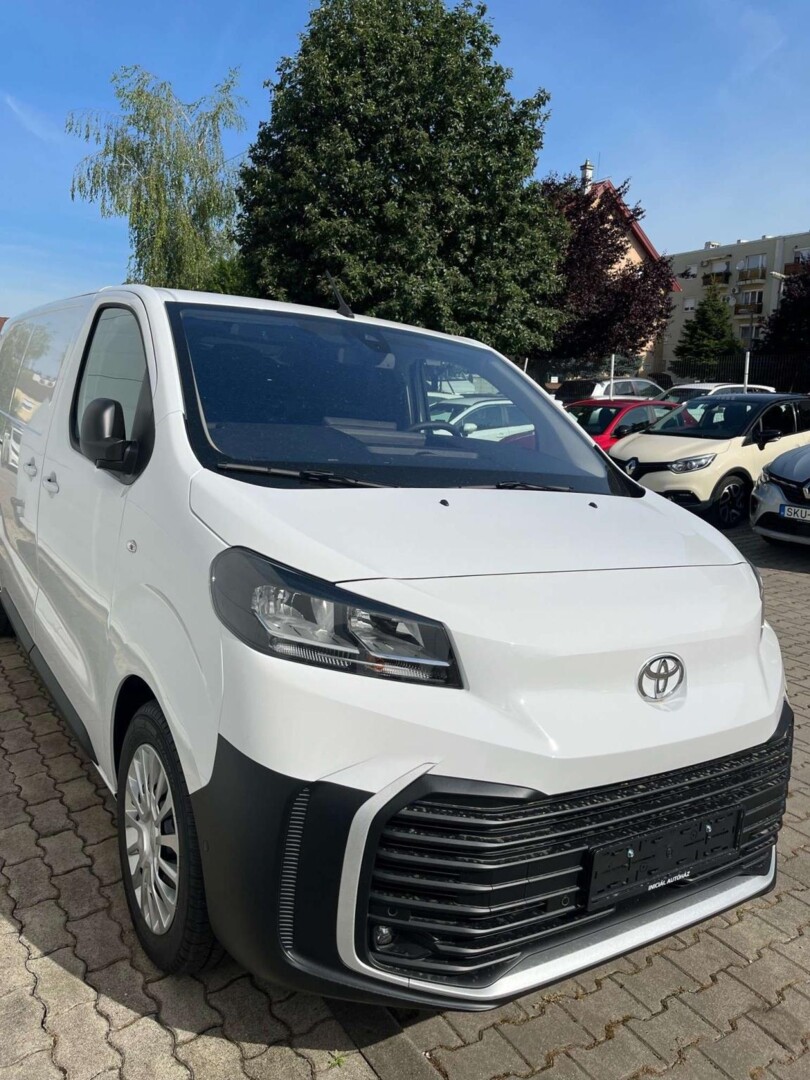 Toyota PROACE