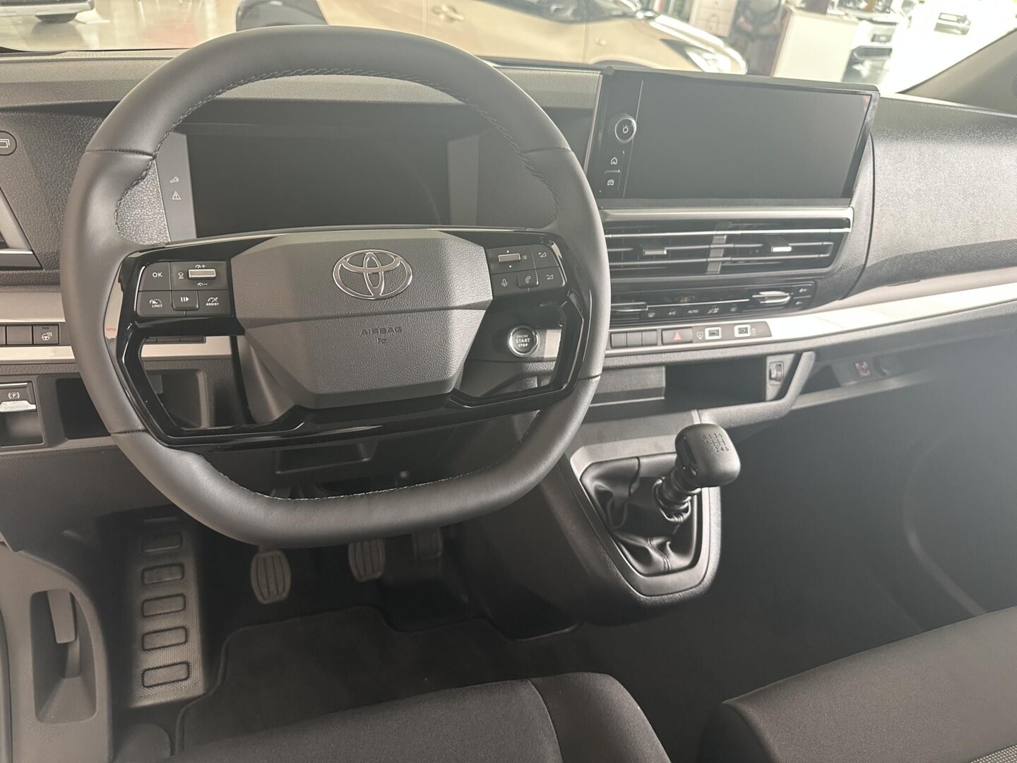 Toyota PROACE