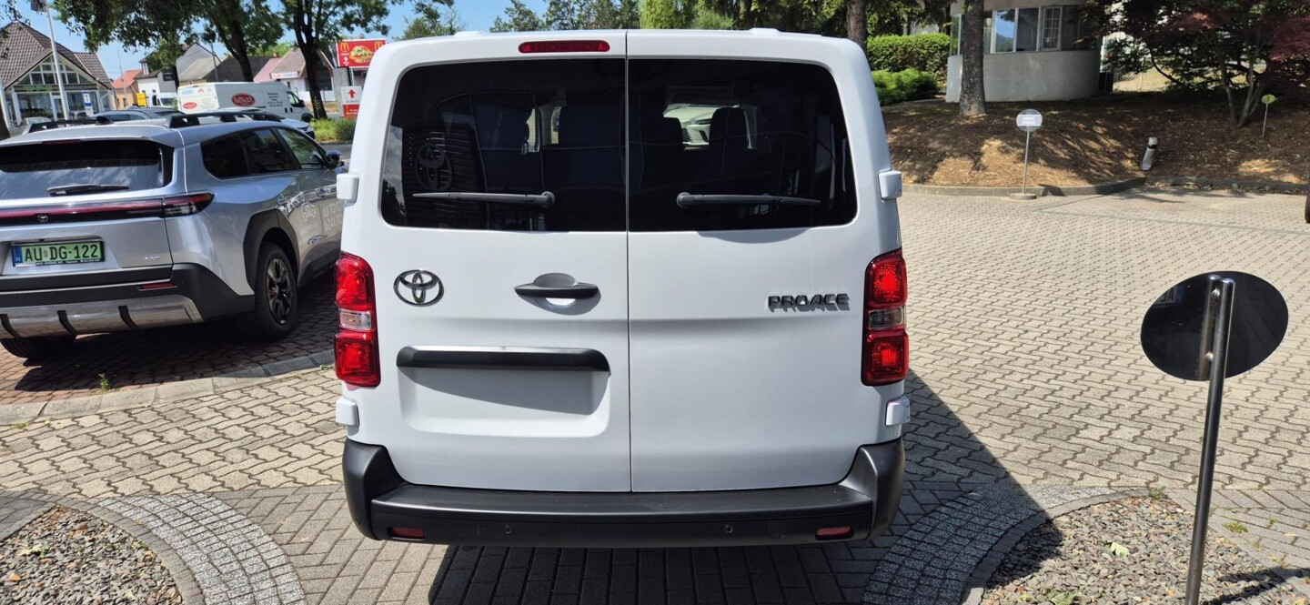 Toyota PROACE