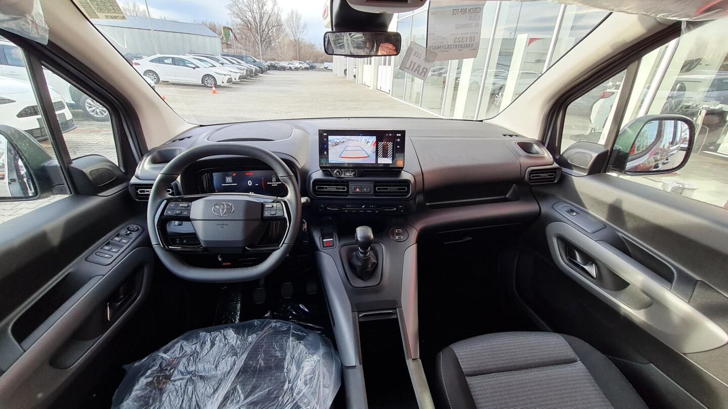 Toyota PROACE