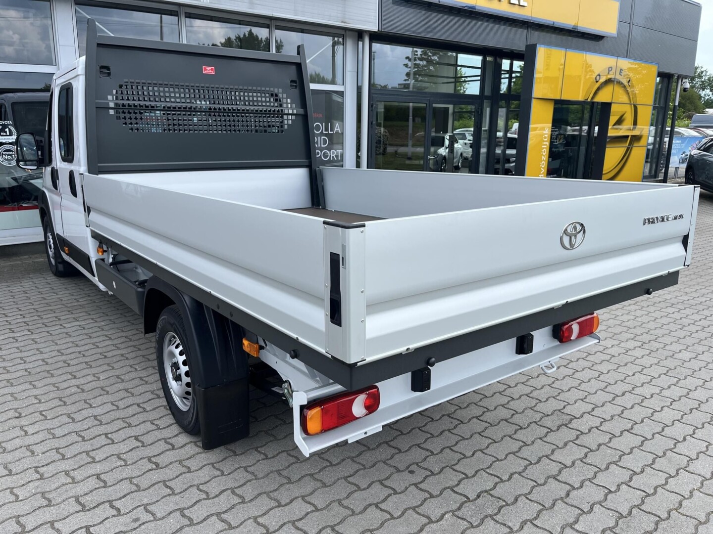 Toyota PROACE