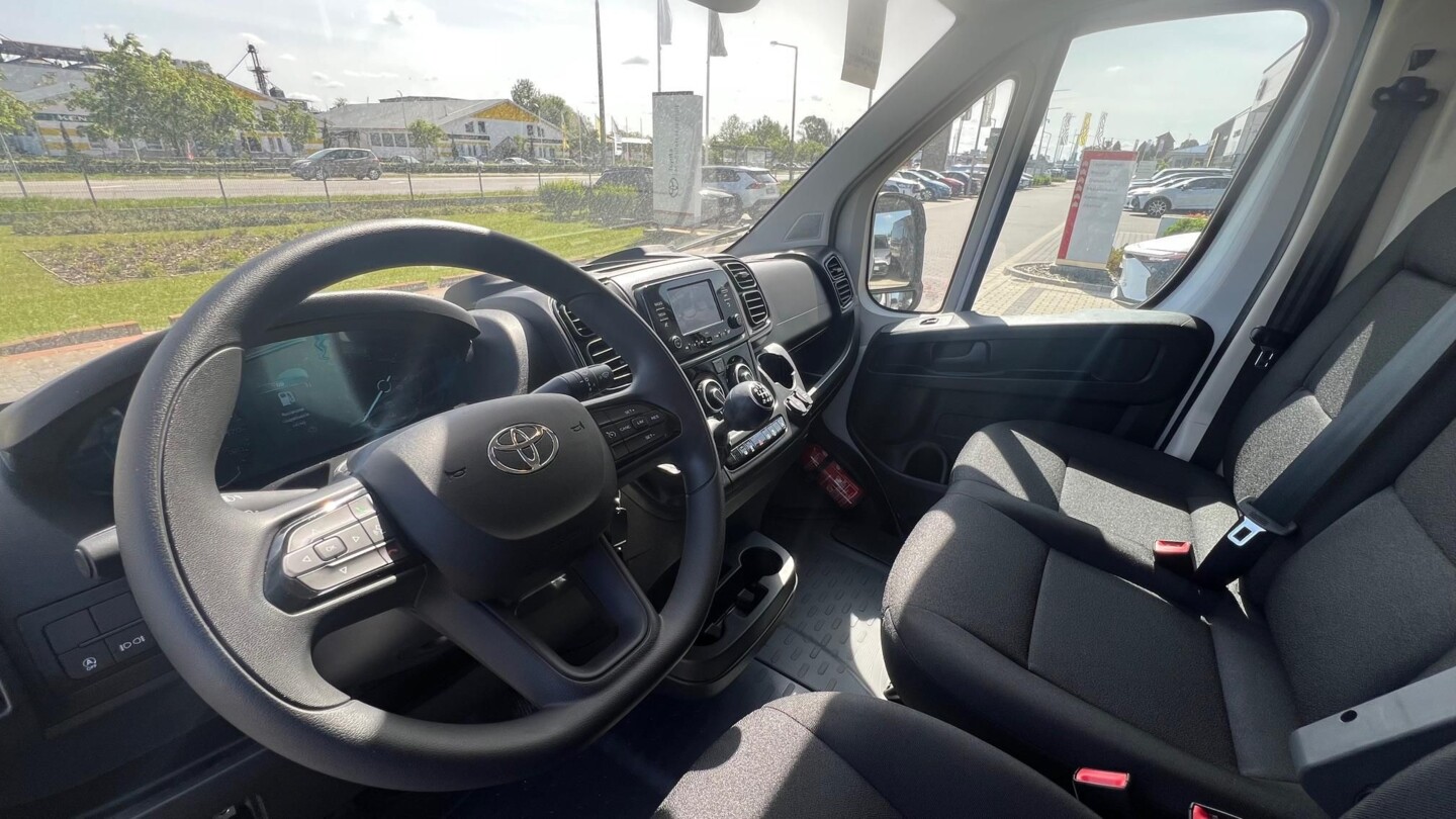 Toyota PROACE