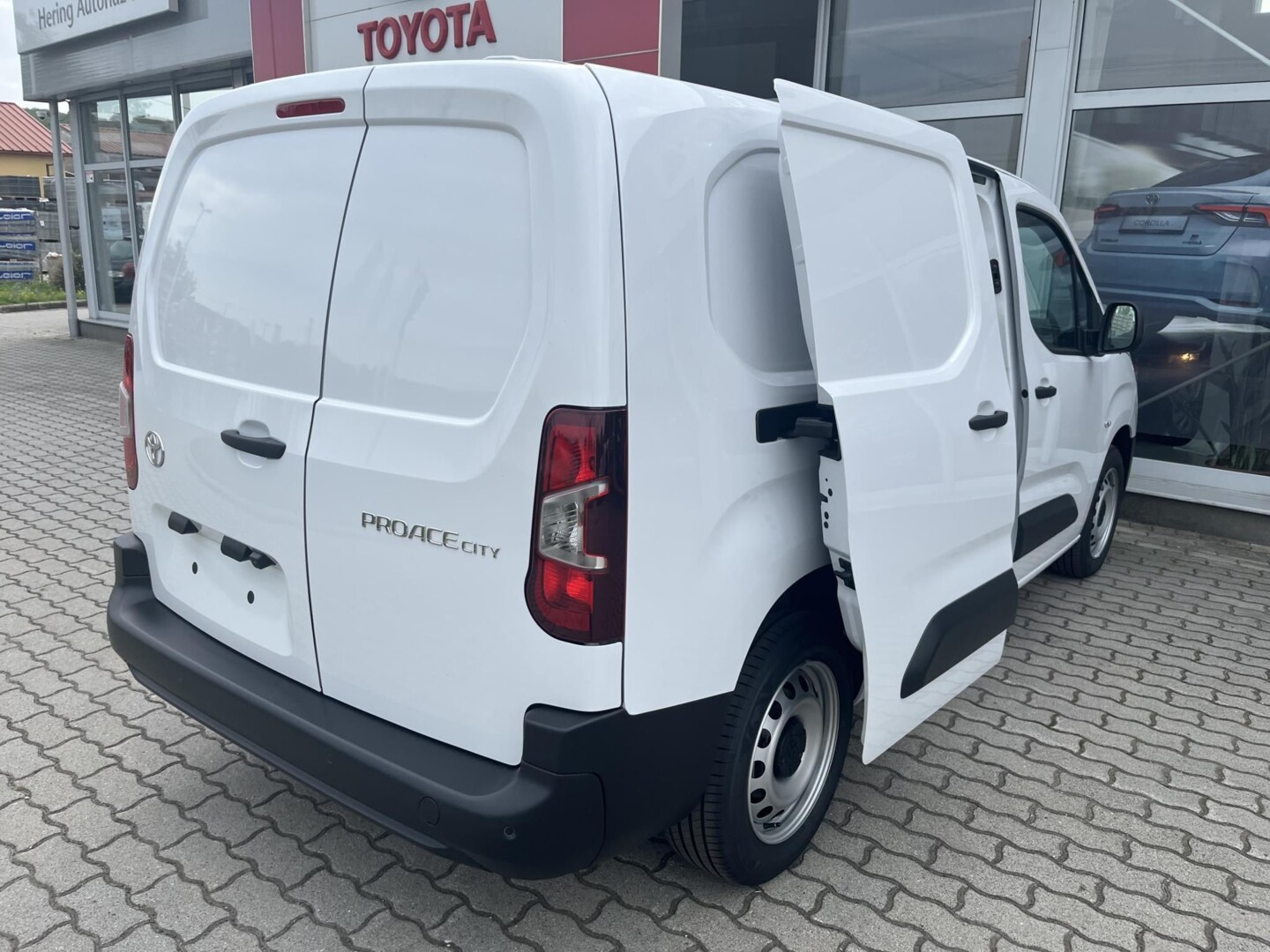 Toyota PROACE