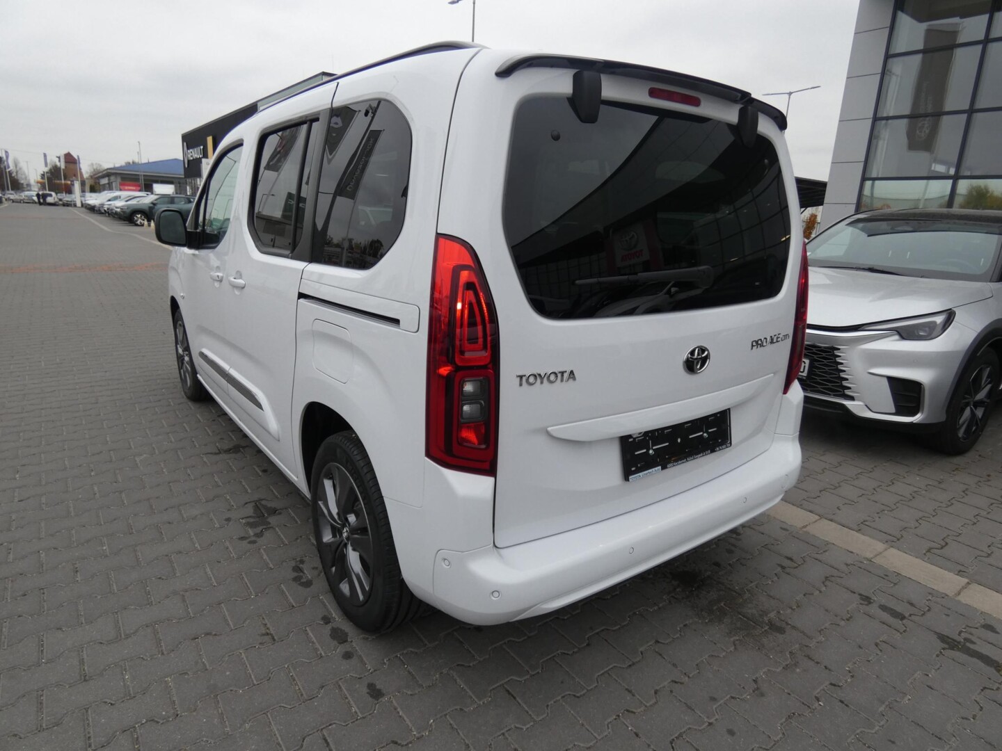 Toyota PROACE