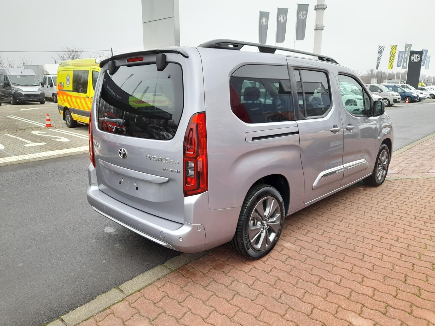 Toyota PROACE