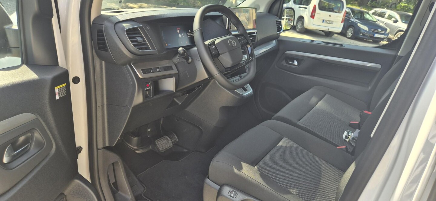 Toyota PROACE