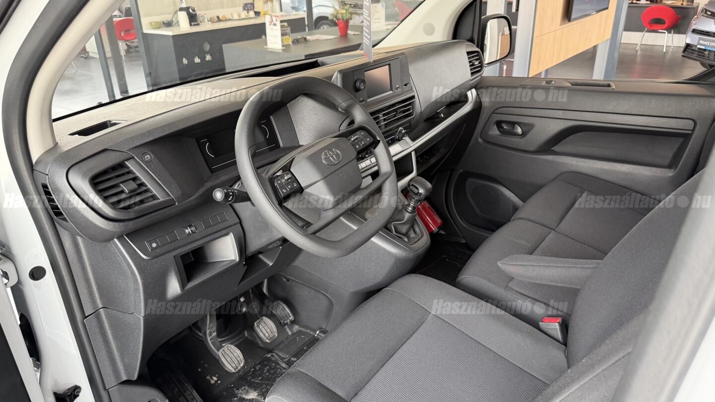 Toyota PROACE