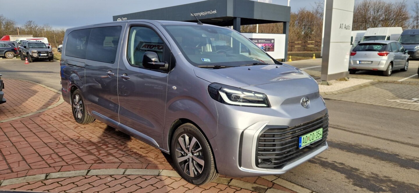 Toyota PROACE