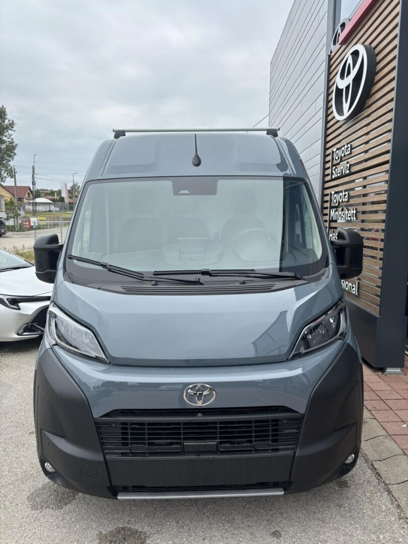 Toyota PROACE