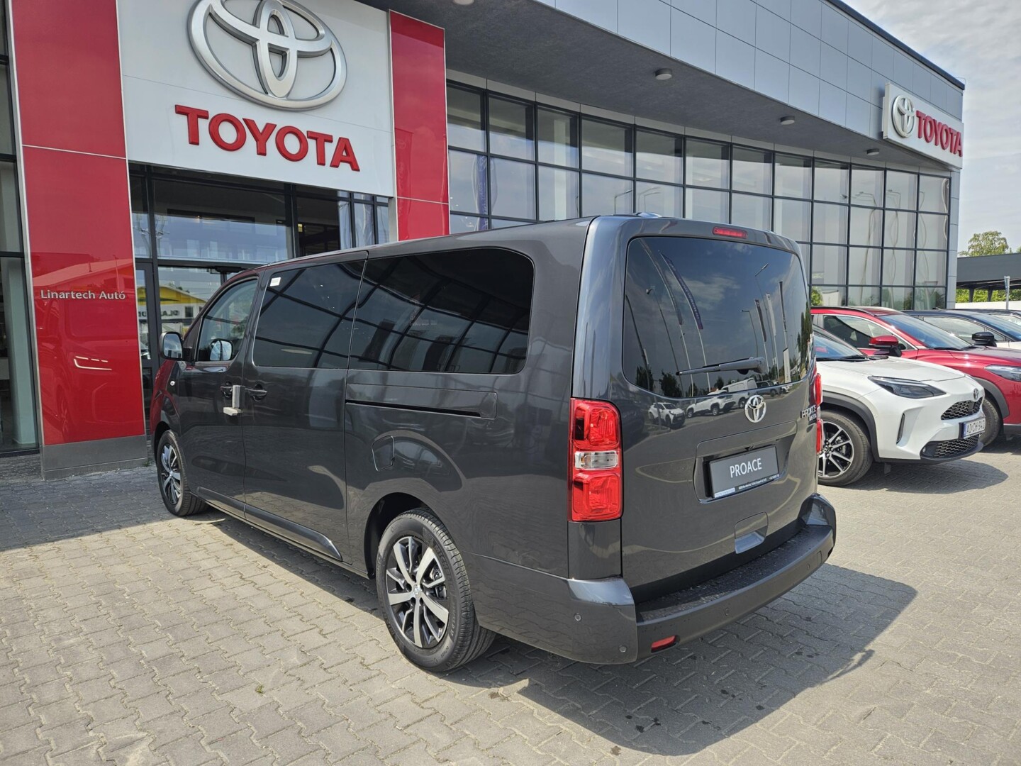 Toyota PROACE