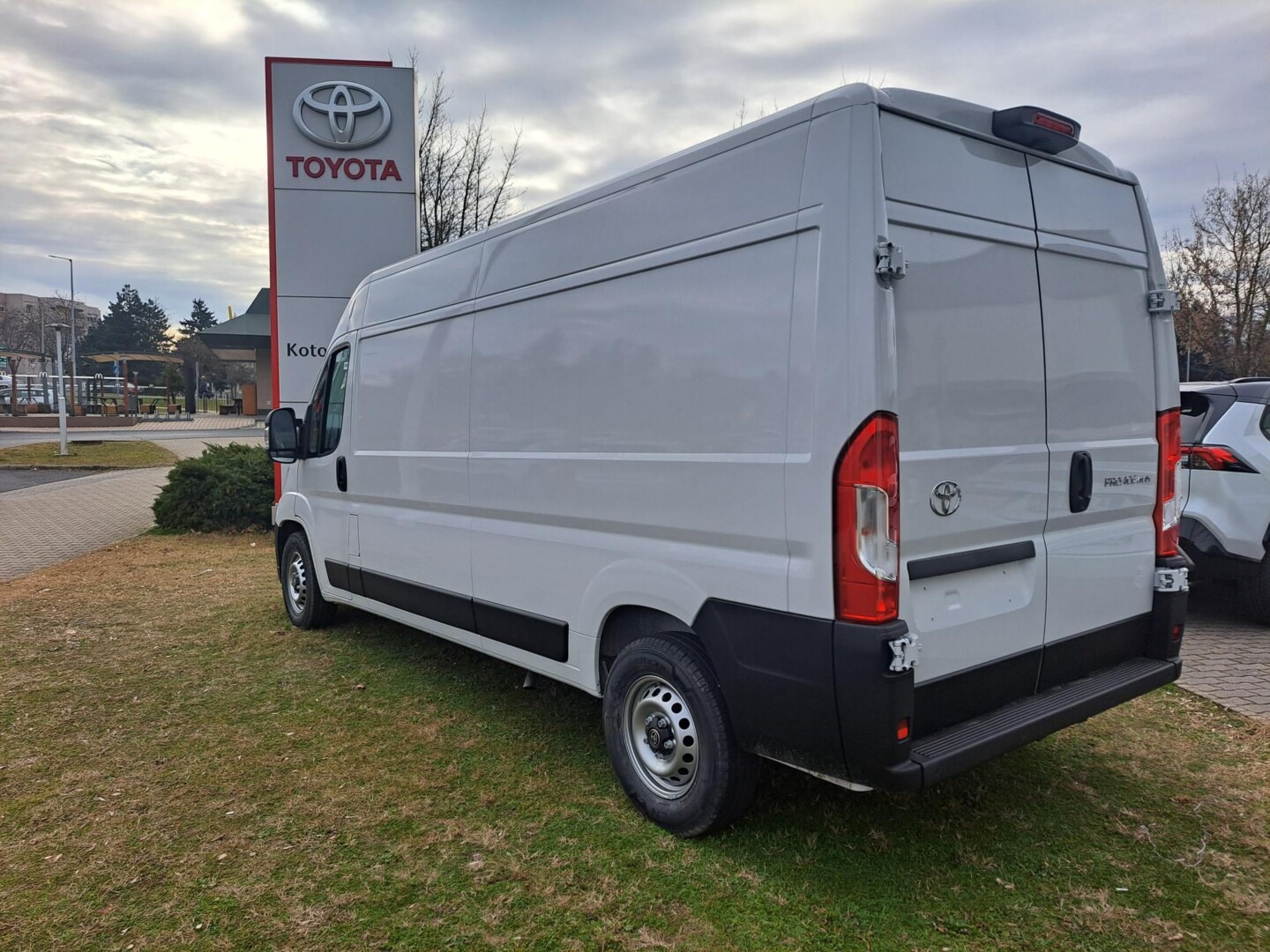 Toyota PROACE
