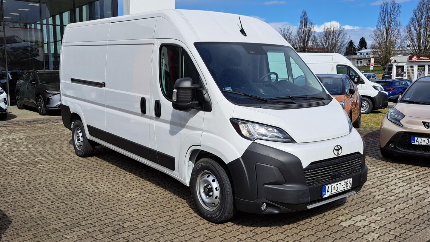 Toyota PROACE