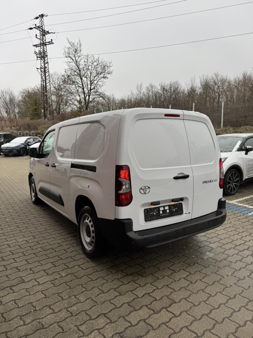 Toyota PROACE