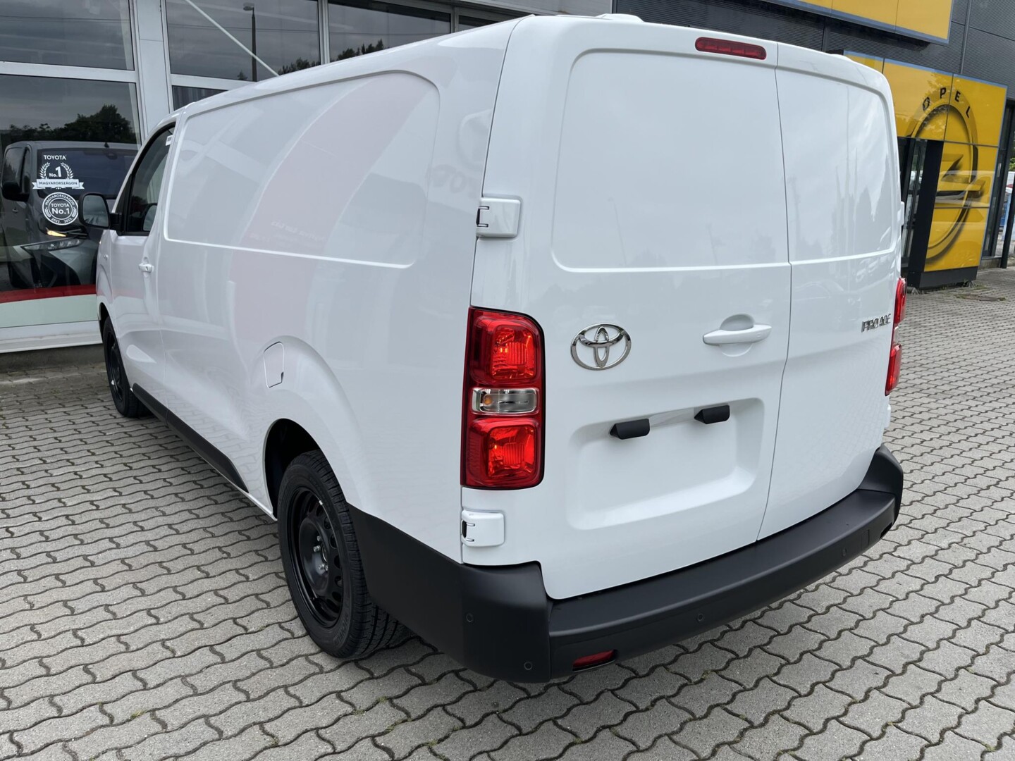 Toyota PROACE