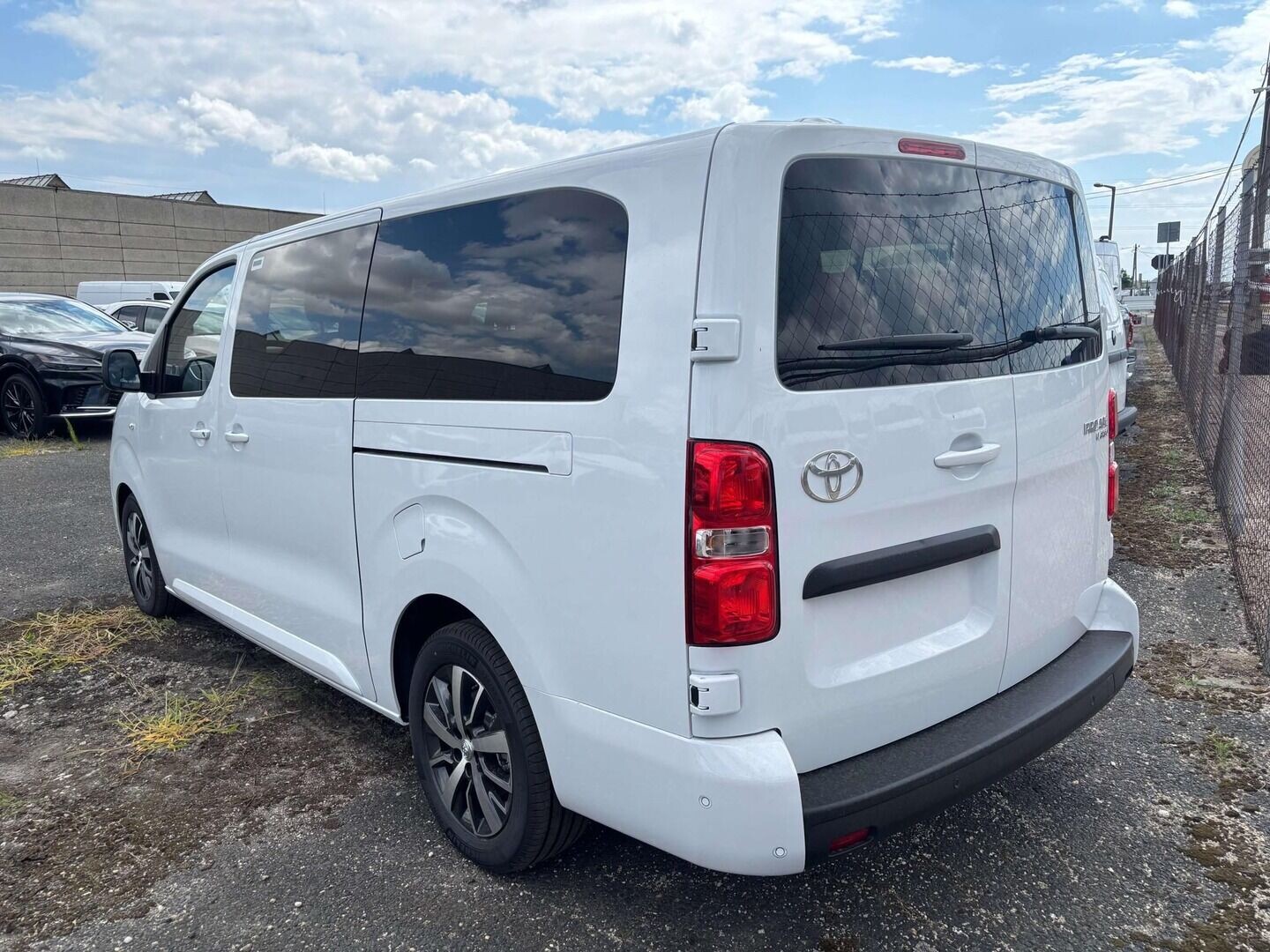 Toyota PROACE