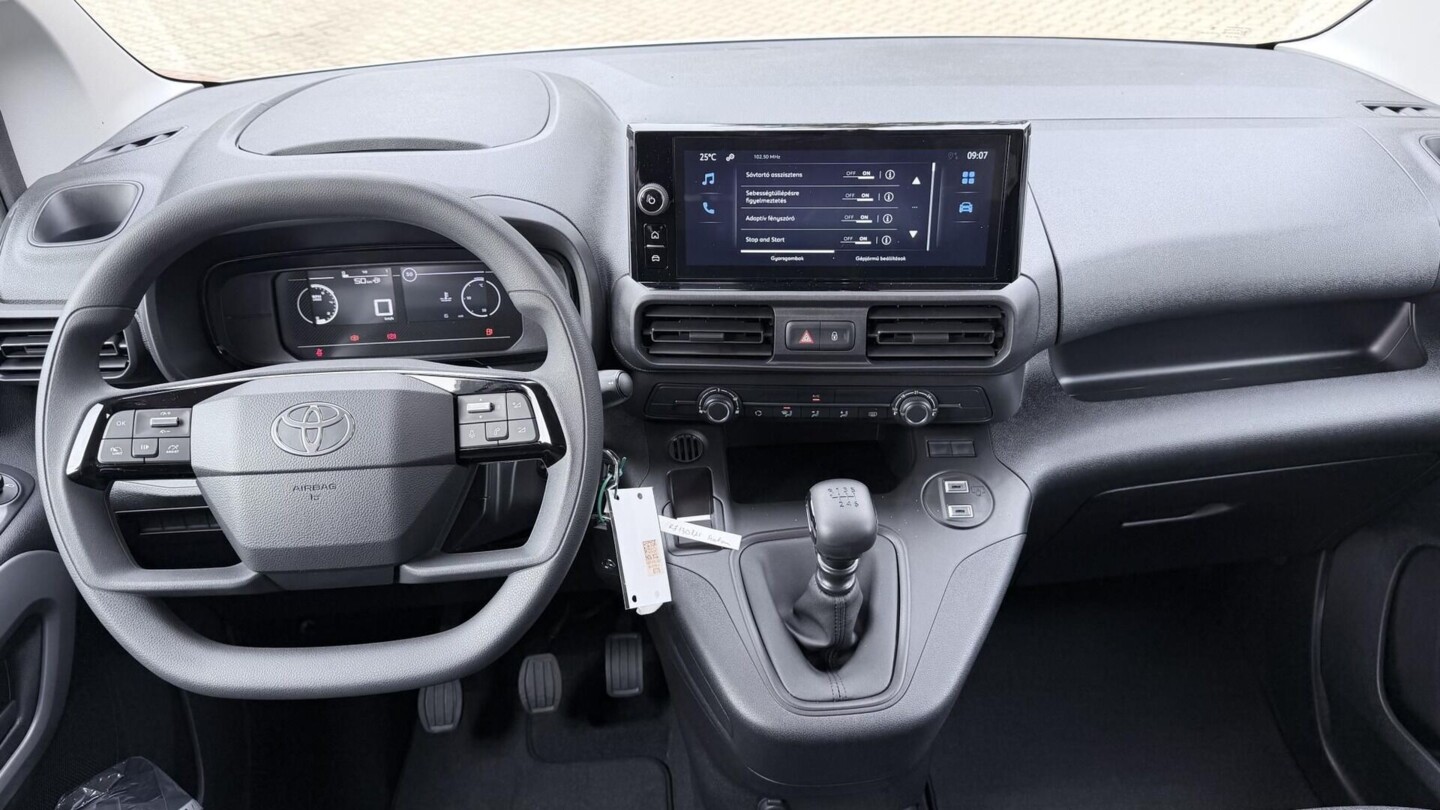 Toyota PROACE