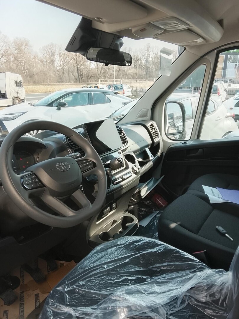 Toyota PROACE