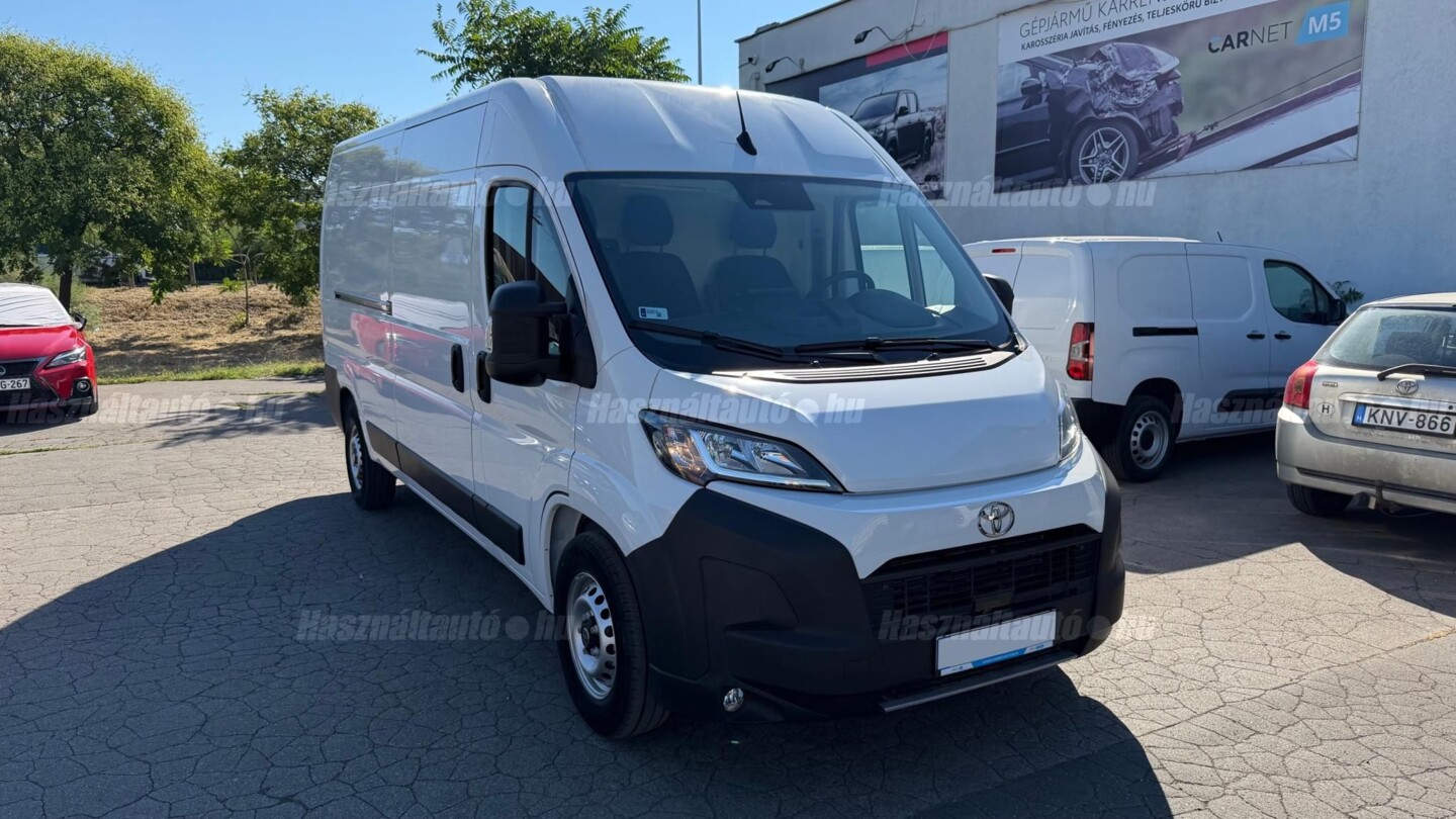 Toyota PROACE