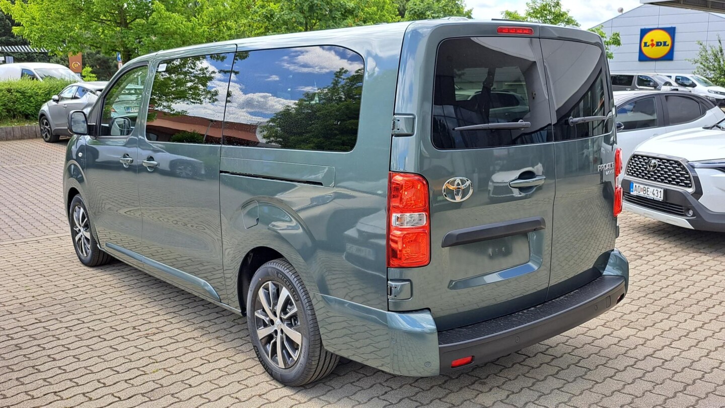 Toyota PROACE