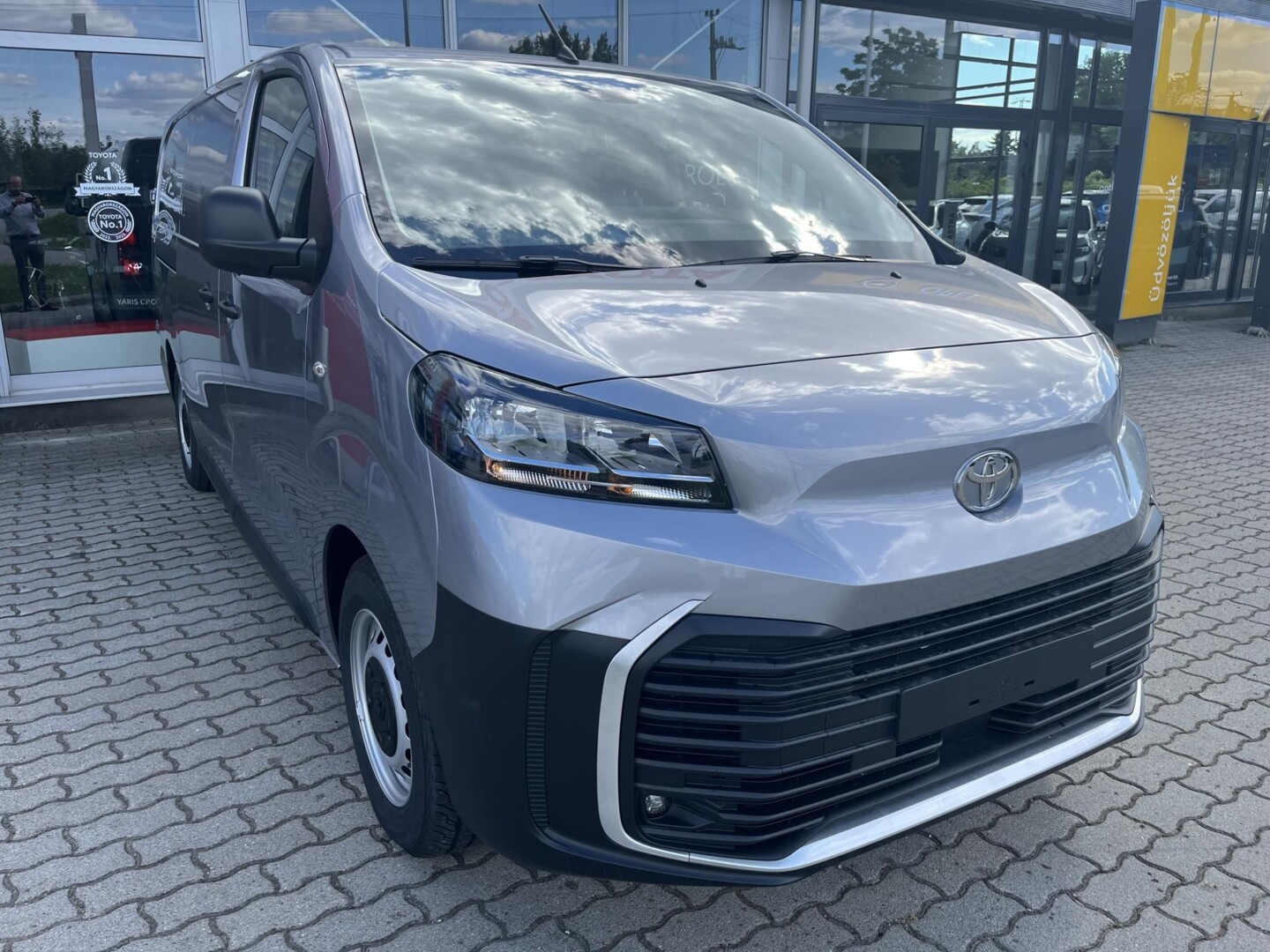 Toyota PROACE
