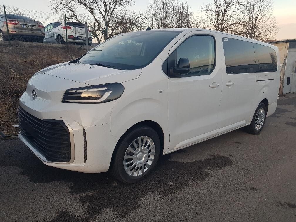 Toyota PROACE