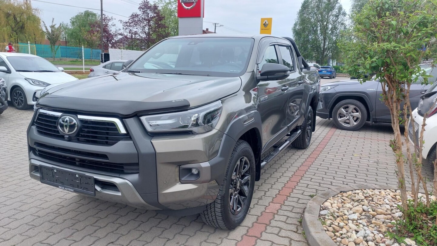 Toyota Hilux