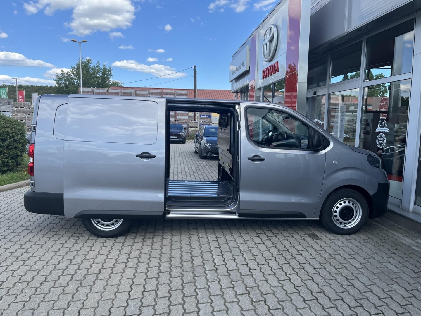 Toyota PROACE
