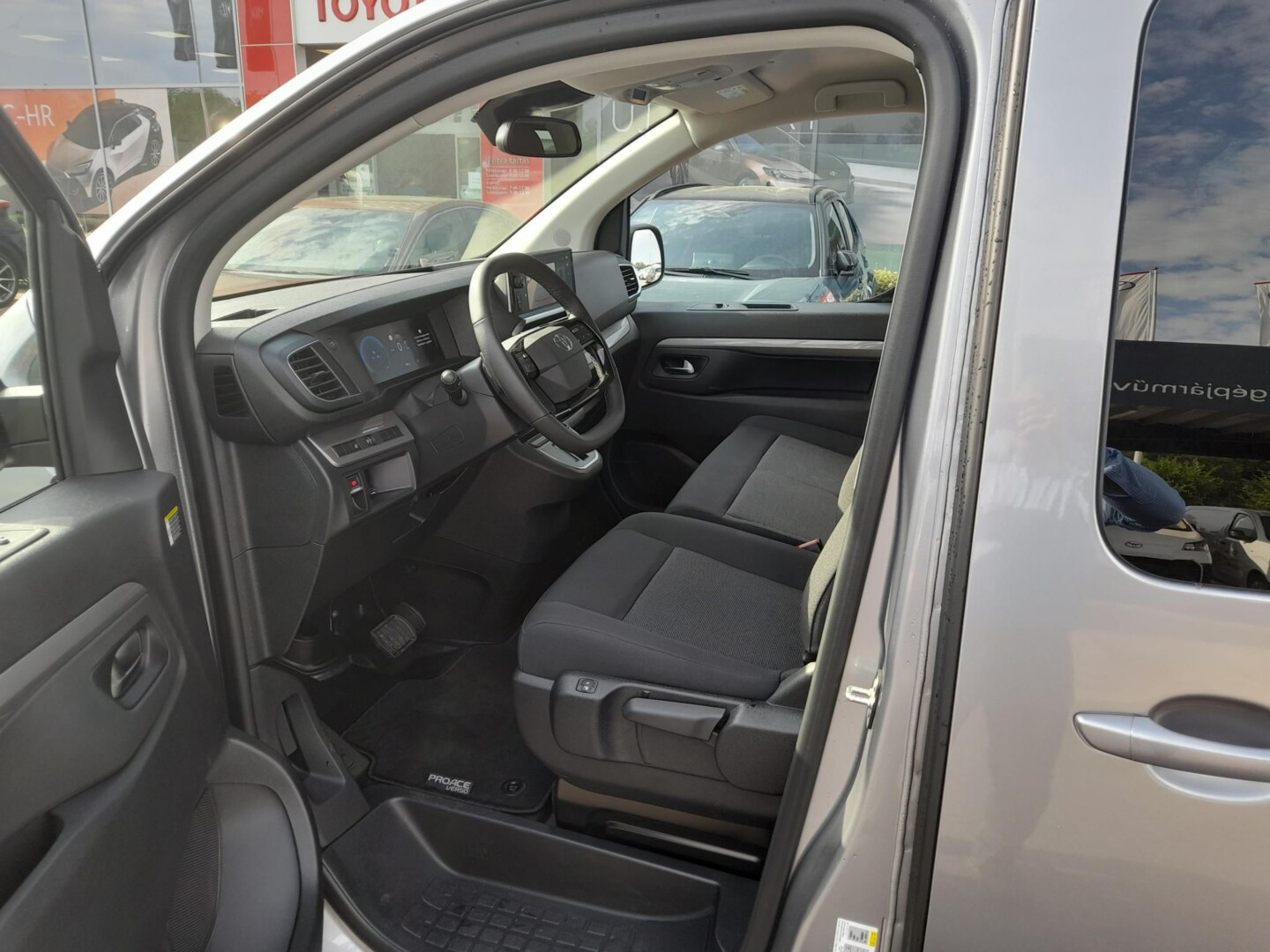 Toyota PROACE